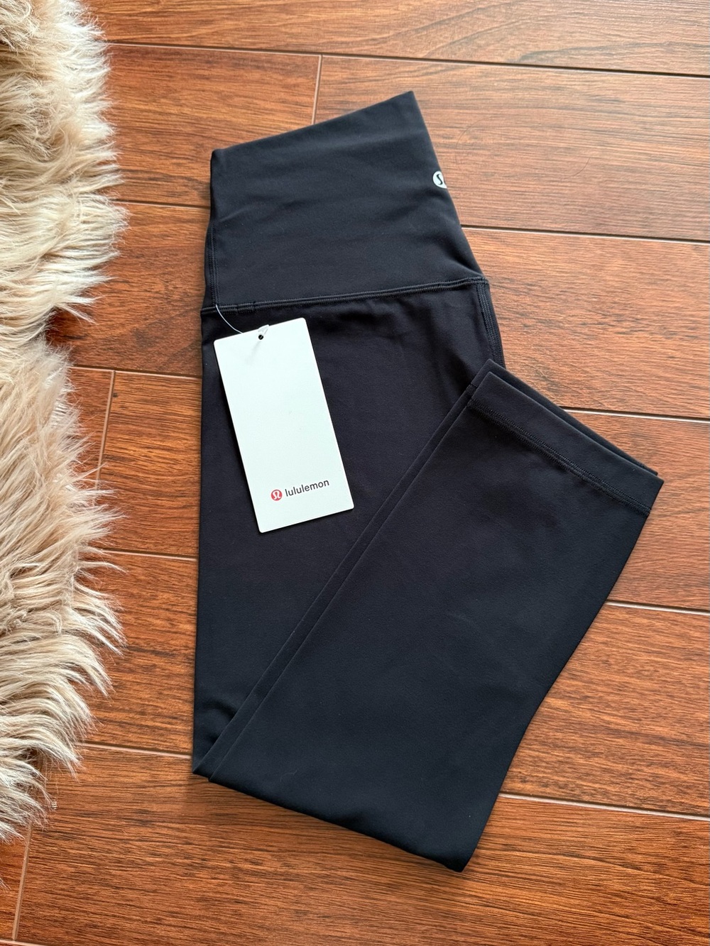 Lululemon Align Crop 21" black leggings size 6 #activewear #yoga